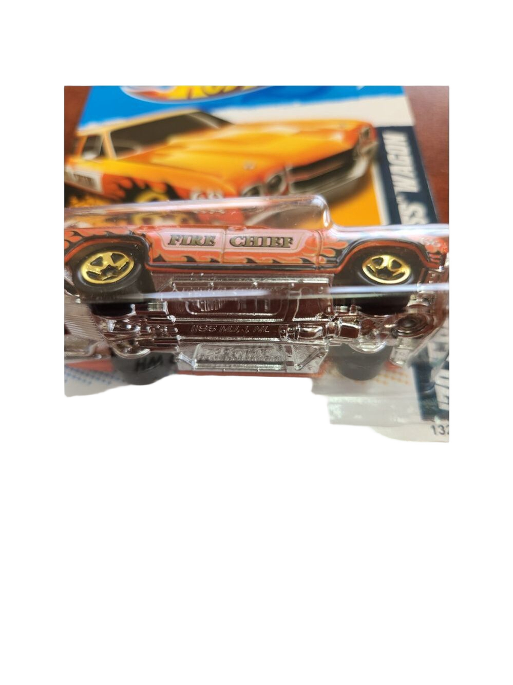 Hot Wheels 1970 Chevelle SS Wagon Orange Fire Chief 1/64 - Picture 2 of 7